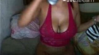 sex grettel twitcam 12Ene2013 part 2 porn video